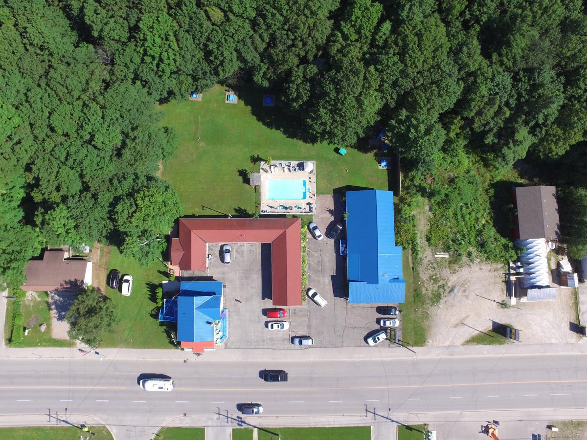 Lakeview Motel & Cottages Sauble Beach Exterior photo